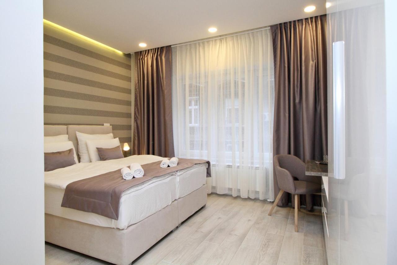 Platinum Rooms Butique Hotel Сараево Экстерьер фото