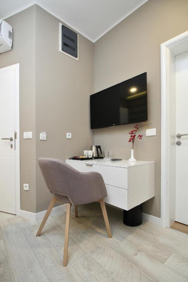 Platinum Rooms Butique Hotel Сараево Экстерьер фото